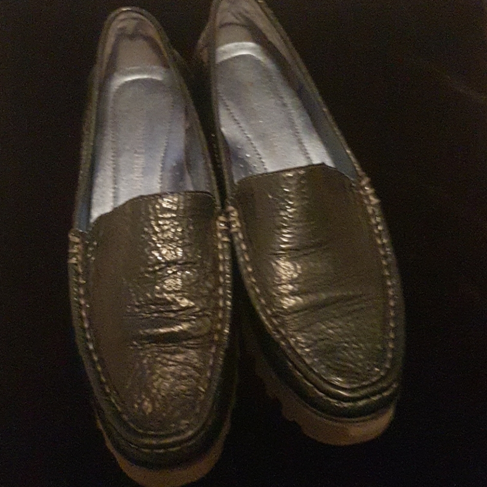 Donald Pliner shoes